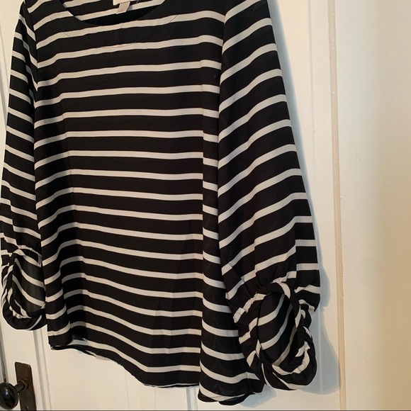Loft Striped Round Neck Tee - Picture 4 of 6